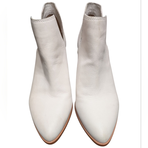 Frye Reina White Leather Pointed Toe Western Block Stack Heel Ankle Booties 9.5M - Picture 2 of 16